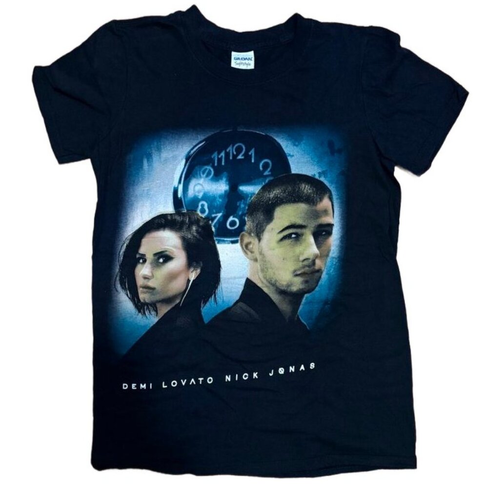 DEMI LOVATO / NICK JONAS - 2016 "FUTURE NOW" CONCERT TOUR T-SHIRT / SZ. XS